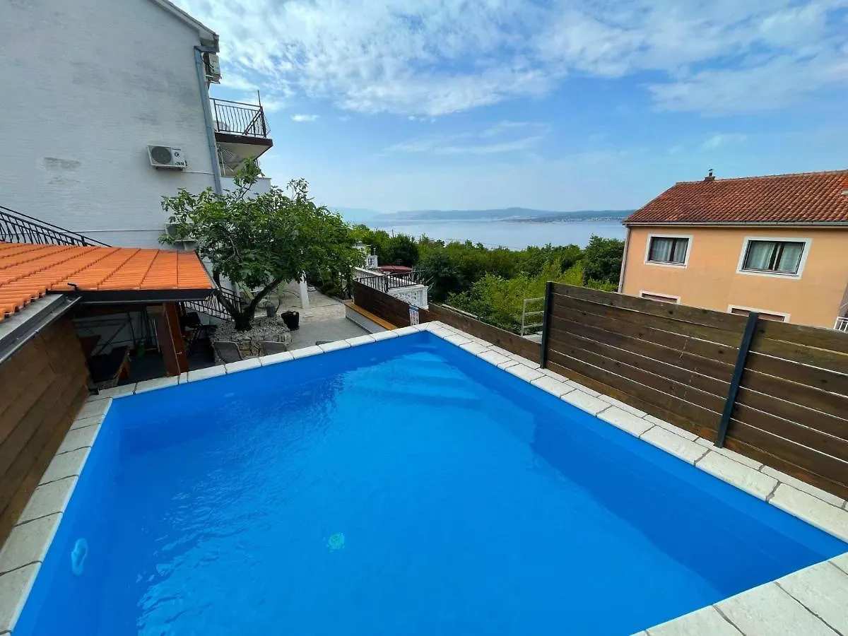 Gorgeous Holiday Home In Dramalj Near Sea 0*,